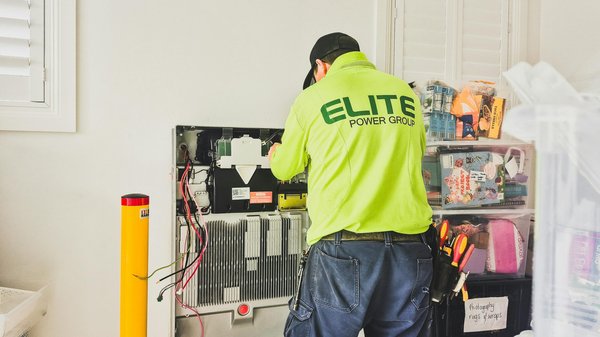 Solutions sur-mesure pour le stockage de batteries professionnelles